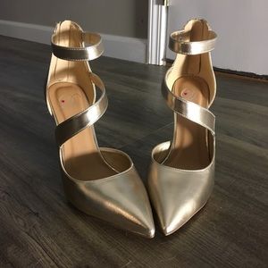 Gold Stiletto Pumps